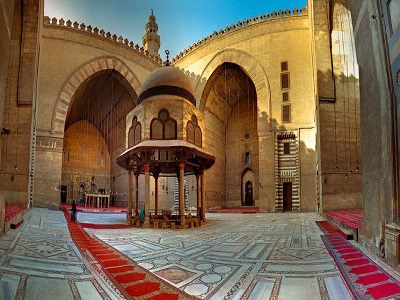 sultan hassan mosque2.jpg