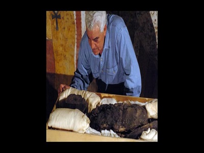 zahii.jpg