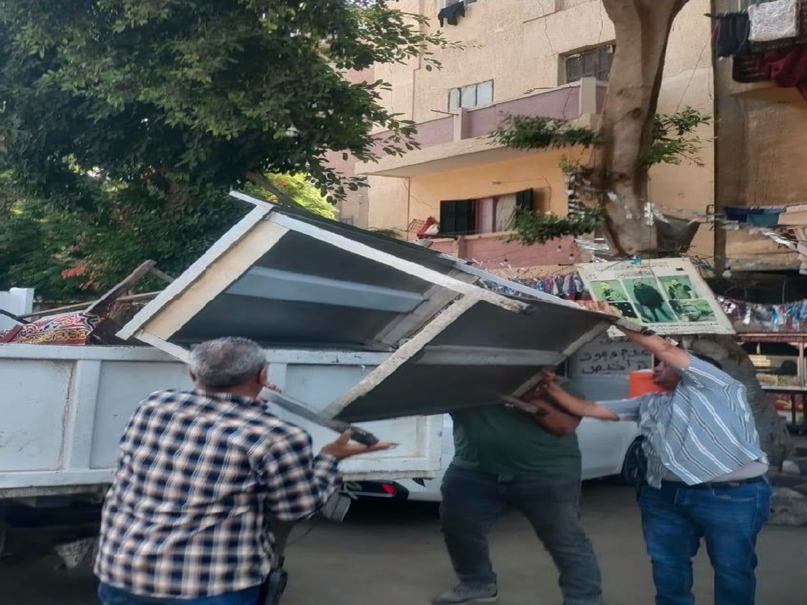 حملات مستمرة لفرض الإنضباط والتصدي لكافة أشكال الإشغالات