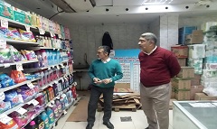 حملات مكثفة لمتابعة الأسواق ومنافذ بيع السلع بنطاق الحي