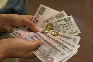 plastic_money_egypt.jpg