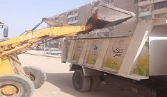 رفع مخلفات الرتش بشارع صقر قريش بالحي العاشر