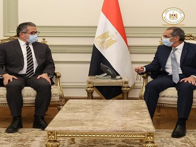 وزيرا السياحة والآثار والاتصالات وتكنولوجيا المعلومات يبحثان الموقف التنفيذى لمشروعات التحول الرقمى وتطوير البنية التكنولوجية لوزارة السياحة والآثار