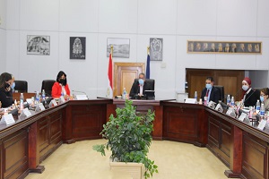 anany8.jpg