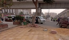 أعمال ترميم أرصفة وإعادة الشيء لأصله بطريق النصر