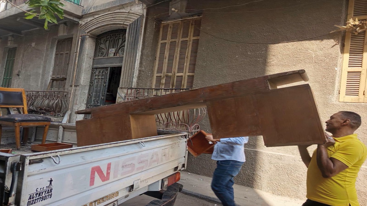 حملة مكبرة  لرفع الإشغالات وتحقيق السيولة المرورية