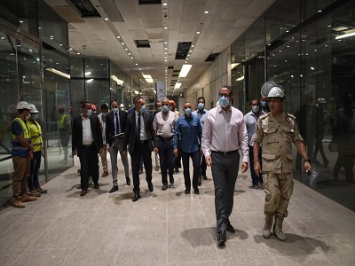 وزير السياحة والآثار في جولة داخل المتحف المصري الكبير