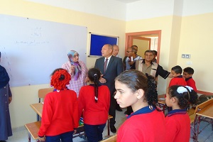مرور رئيس الحي على المدارس بمناسبة العام الدراسى الجديد
