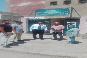 رئيس حي طره يقوم بالمرور على جميع المقار الانتخابية والتأكد من جاهزيتها