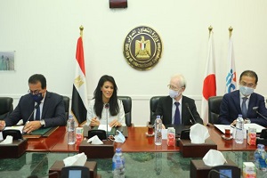 egypt_japan_sign_agreement.jpg
