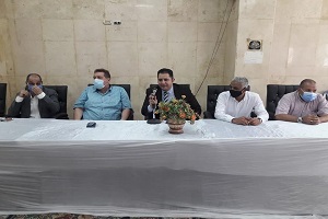 توزيع شنط وأدوات مدرسيه على الأسر