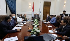 Cairo Governor follows up removal of encroachments on Nile River  
