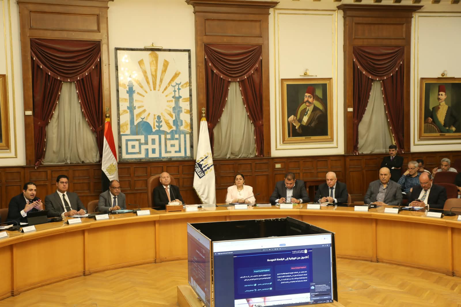 Gov_meeting.jpg