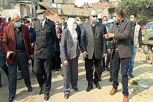 محافظ القاهرة يتفقد أعمال الإزالة الجارية بمنطقة بني هلال العشوائية بجوار سور مجرى العيون