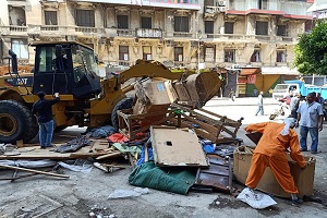 حملة مكبرة لرفع الإشغالات بشارع الجيش