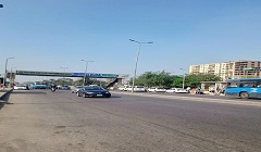 متابعة اعمال النظافة على مدار اليوم 