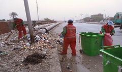 حملة نظافة للحفاظ على الشوارع والمظهر اللائق للحي