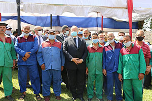 محافظ القاهرة يكرم 350 من عمال وقيادات الهيئة العامة لنظافة وتجميل القاهرة