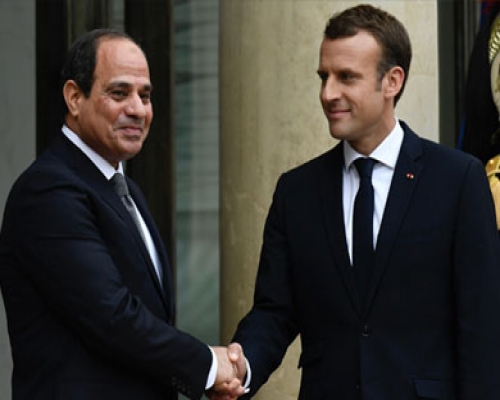 «السيسي» يتلقى اتصالا من نظيره الفرنسي