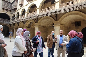 مديرية التعليم بالقاهرة تنظم جولة لشارع المعز 