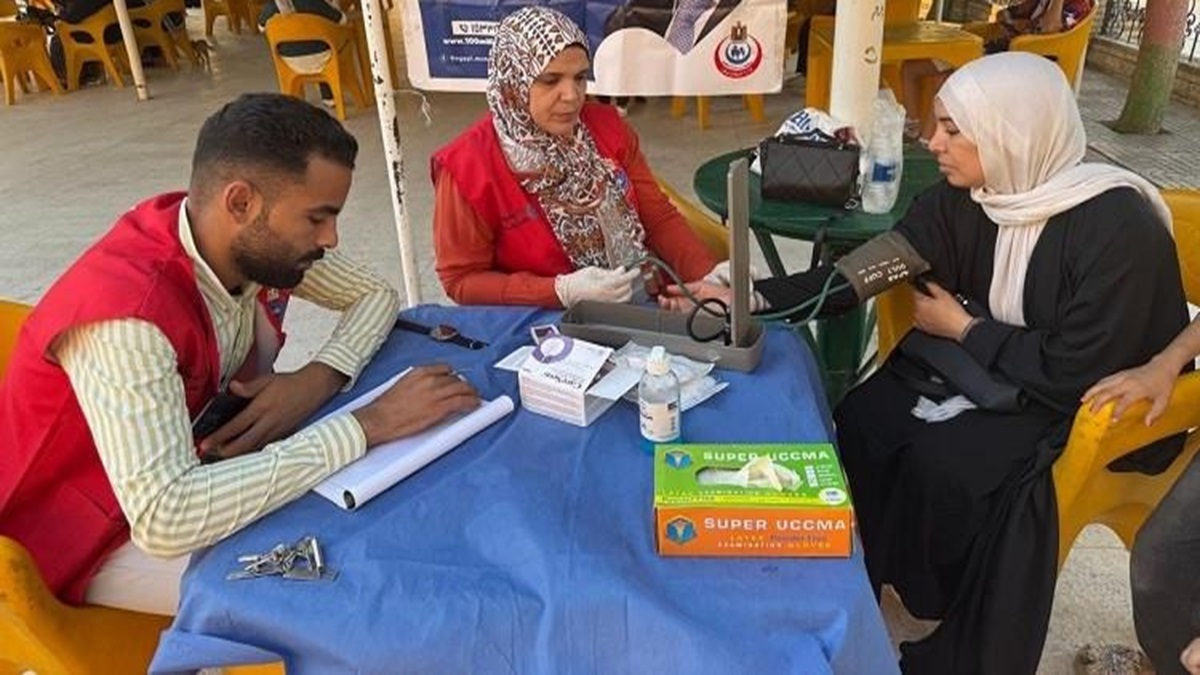 الصحة: حملة "100 يوم صحة" تقدم نحو 11 مليون خدمة مجانية