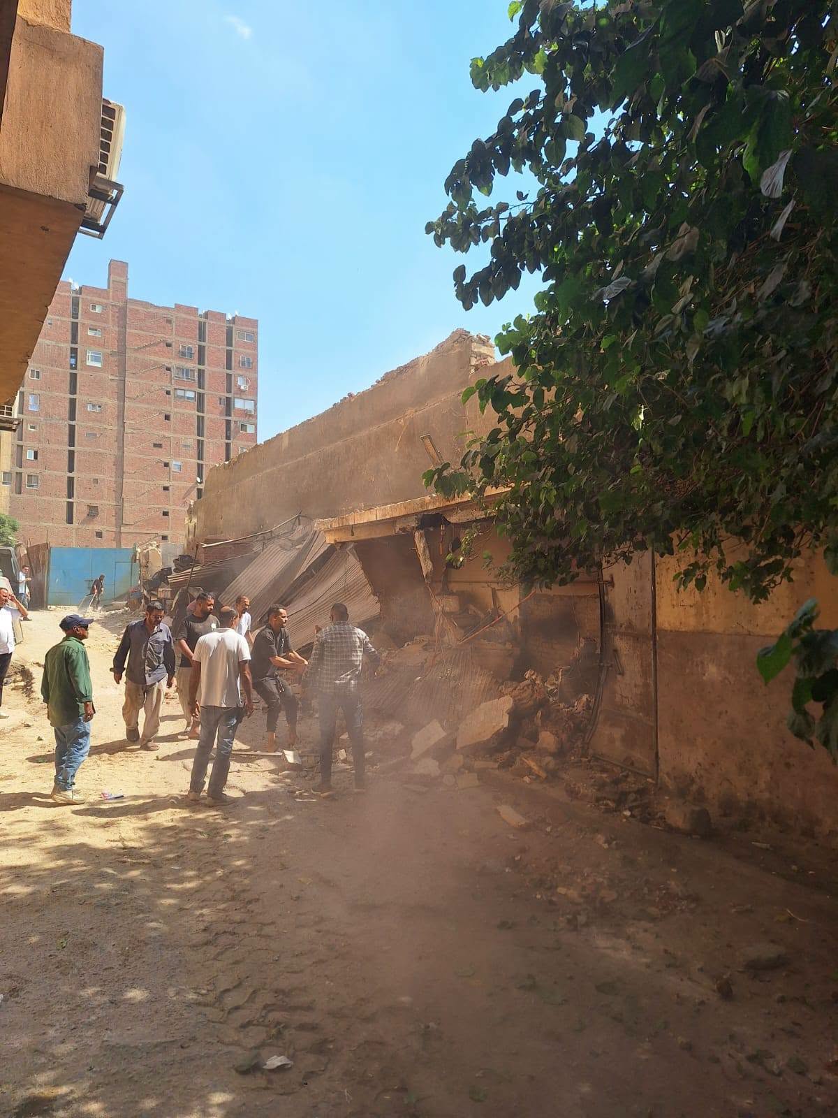 إزالة باكيات مخالفة بحارة عسقلان بحلقة السمك