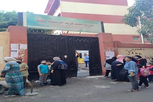 رئيس الحي يتفقد بعض المدارس 