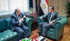 وزير الصحة: مخزون الأدوية الاستراتيجى آمن