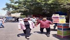 حملة لرفع الإشغالات بقيادة رئيسة الحي