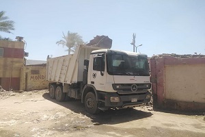حملة لرفع المخلفات من امام مدرسة عبد الرحمن بن عوف