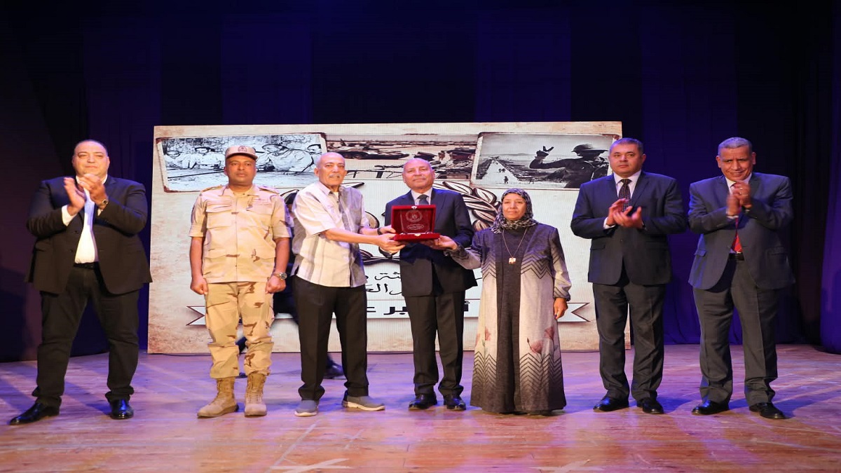 Cairo Governor Attends October Victory Anniversary Celebration