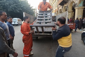 رفع الحواجز الحديدية من أمام المحلات