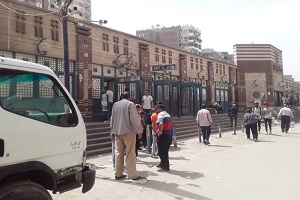 حملة لرفع الاشغالات بشارع الحرية ومحطة مترو المطرية ومترو عزبة النخل