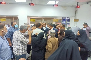 رئيس حي السيدة زينب يتابع سير العمل بالمركز التكنولوجي
