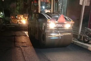 وضع طبقة اسفلت بشارع ماهر بدوى من جول جمال لاحمد عصمت