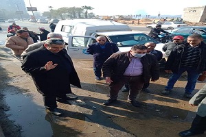 متابعة إصلاح كسر ماسورة مياه بشارع كورنيش النيل 