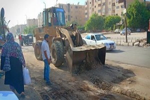 حملات لإزالة الإشغالات والقمامة ورصف بعض شوارع حي التبين