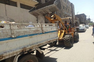 أعمال نظافة بالحي