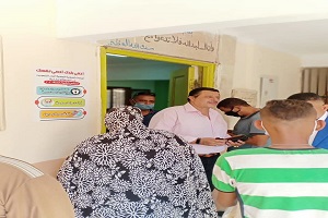 تفقد رئيس الحي للجان الإنتخابية
