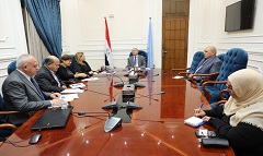 Cairo Governor meets members of Tree Lovers Association