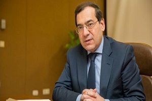 الملا يستعرض مراحل تحويل مصر إلى مركز إقليمي للطاقة.jpg