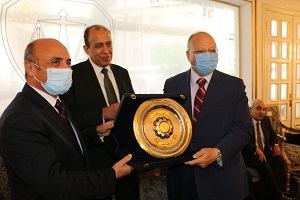 Minister of Justice honors Cairo Governor during Judges Club inauguration