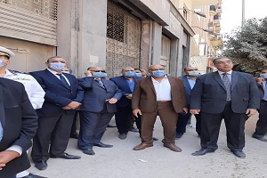 Cairo Governor inspects Qasr El-Nil collapsed building site