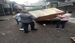 حملة لرفع الإشغالات من شوارع الحي