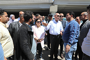 Cairo Gov. conducts inspection tour of new Salam Microbus Station