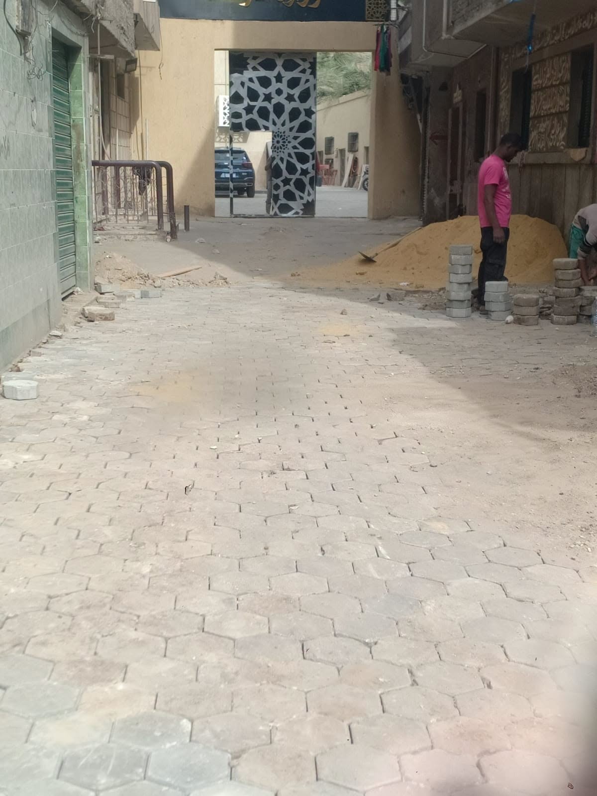 تركيب بلاط انترلوك بشارع المعهد الديني