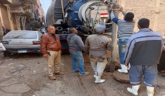 تطهير خط الصرف الصحي التابع لمحطة مترو الأنفاق بالمرج الجديدة