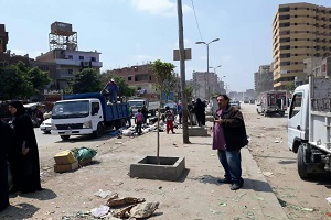حملة مكبرة لرفع الاشغالات من الحي