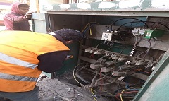 صيانة وتركيب أبواب جديدة لولاعات الإنارة