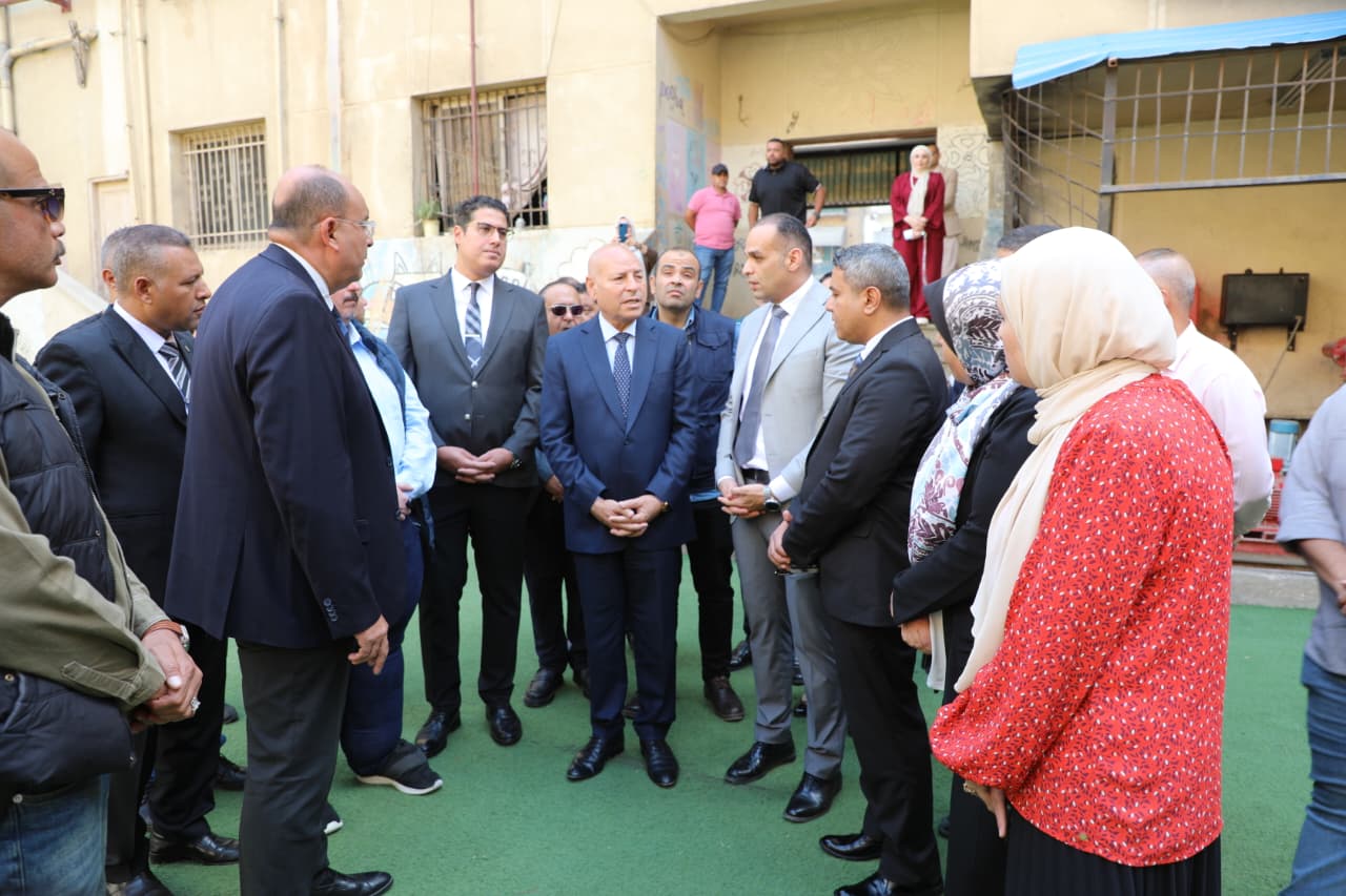 محافظ القاهرة يتفقد فعاليات المبادرة الرئاسية لدعم صحة المرأة المصرية